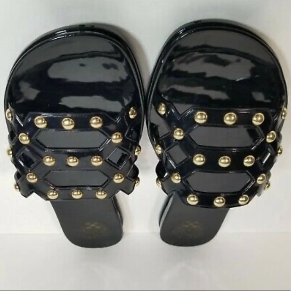 🔥VINCE CAMUTO “Carron” Black Jelly Slides BRAND NEW Size 9 with Gold Studs - Picture 6 of 6